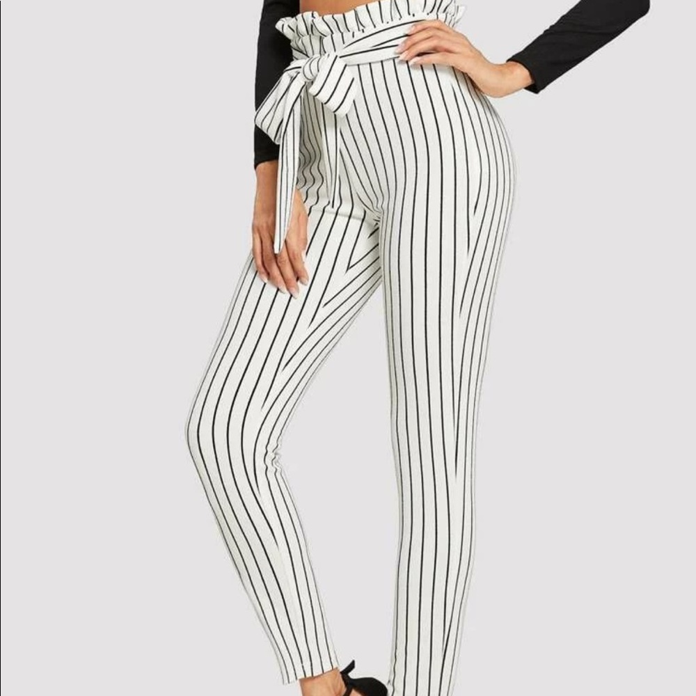 Size medium, black+white stripped, stretchy pants.
